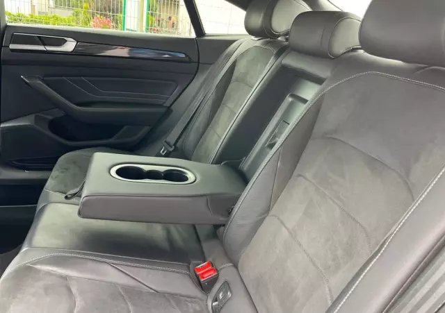 VOLKSWAGEN Arteon 2.0 TSI R-Line DSG