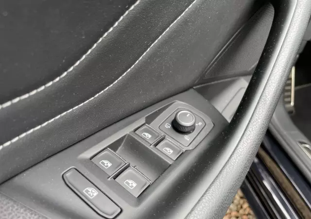 VOLKSWAGEN Arteon 2.0 TSI R-Line DSG