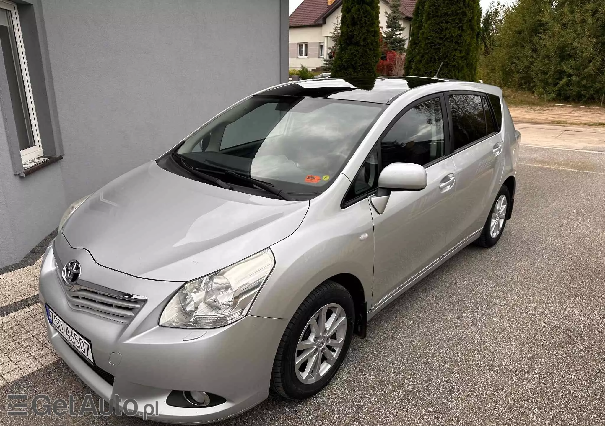 TOYOTA Verso 2.0 D-4D Luna 7os