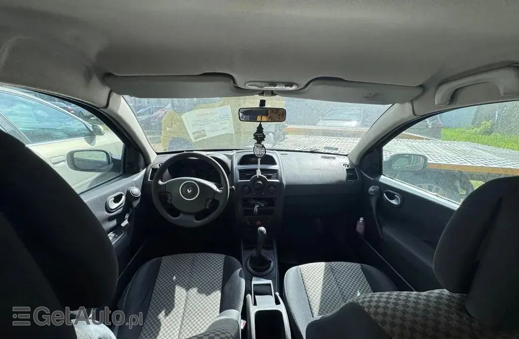 RENAULT Megane 