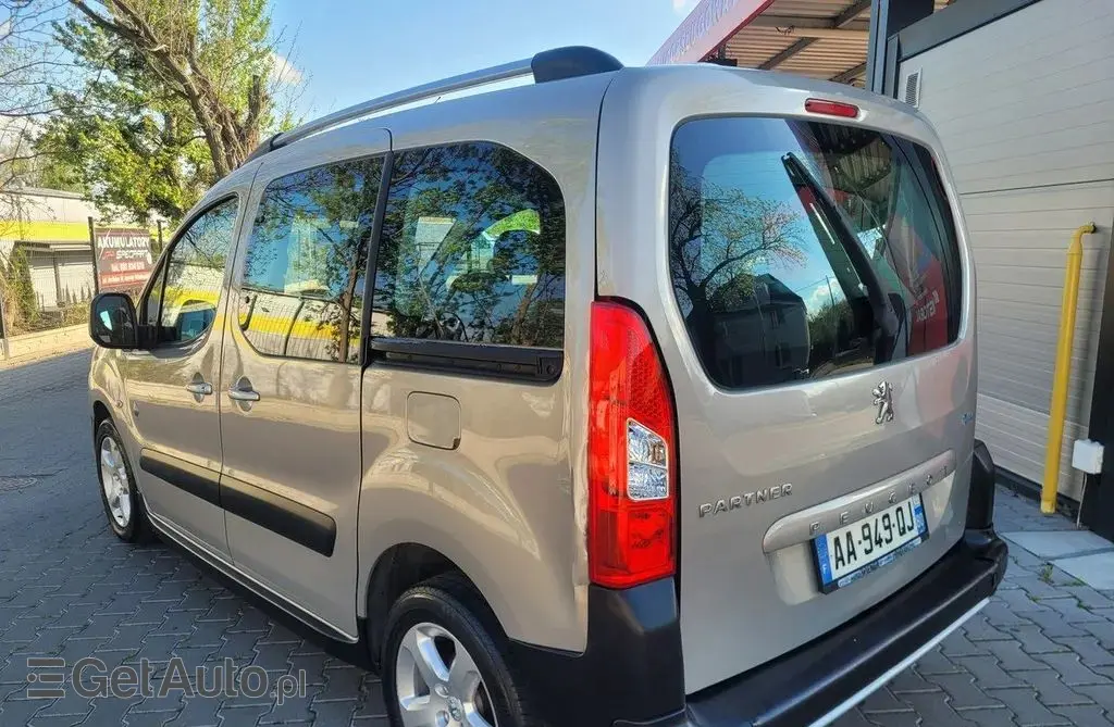 PEUGEOT Partner 
