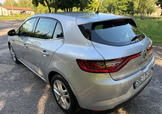 RENAULT Megane 1.2 Energy TCe Zen