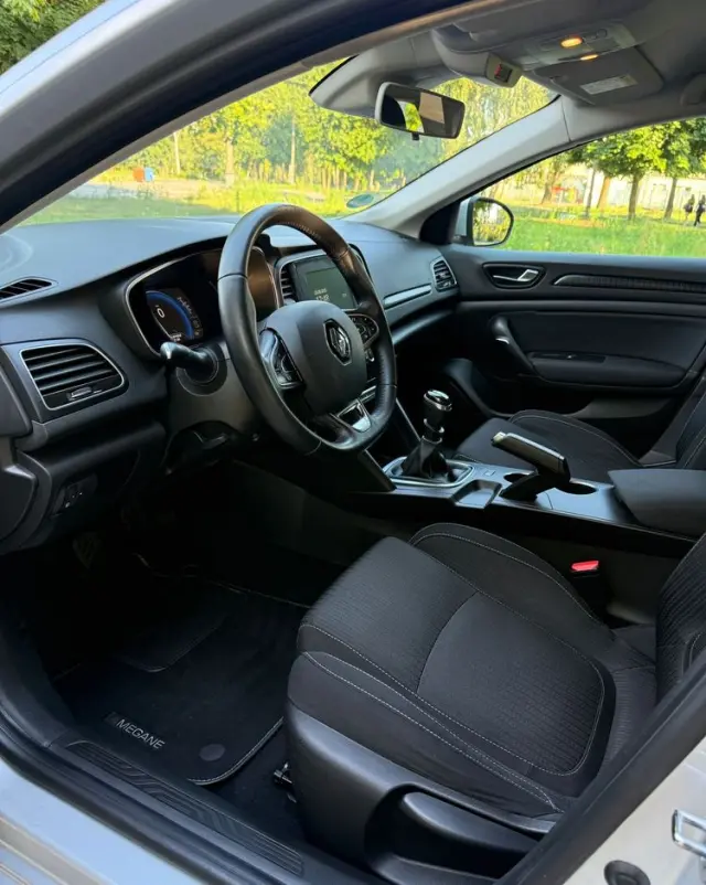 RENAULT Megane 1.2 Energy TCe Zen