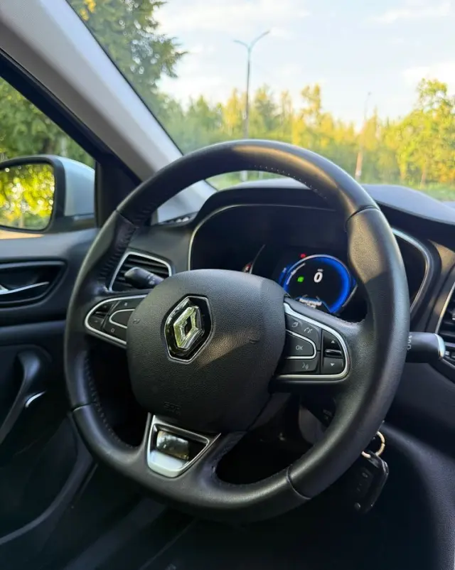 RENAULT Megane 1.2 Energy TCe Zen