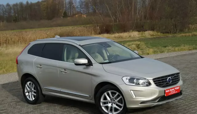 VOLVO XC60 