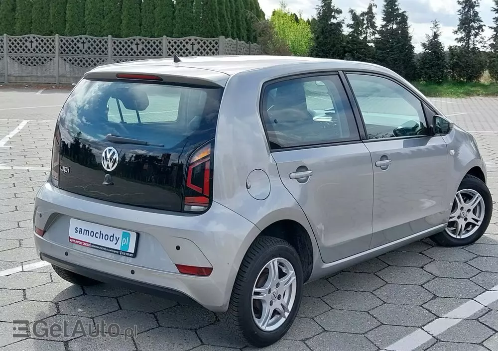 VOLKSWAGEN Up! ASG move