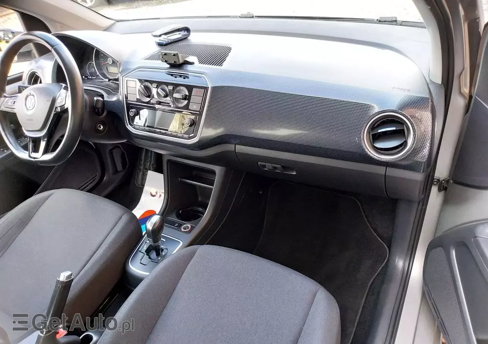 VOLKSWAGEN Up! ASG move