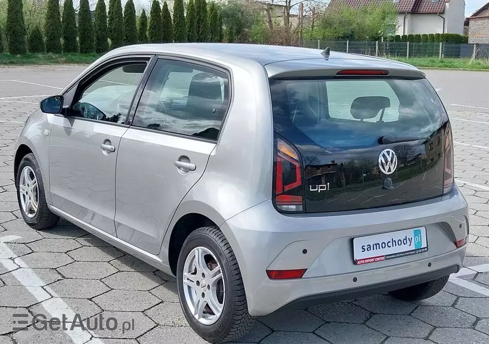 VOLKSWAGEN Up! ASG move