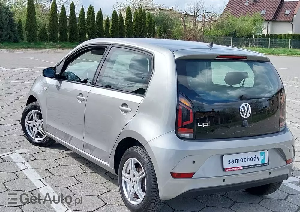 VOLKSWAGEN Up! ASG move