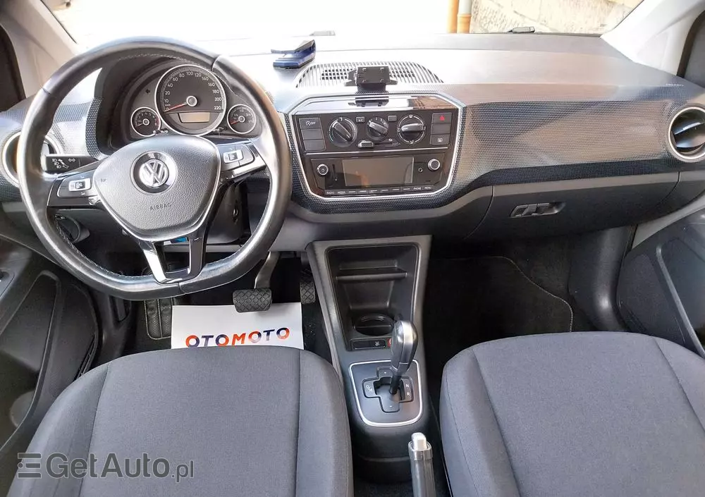 VOLKSWAGEN Up! ASG move