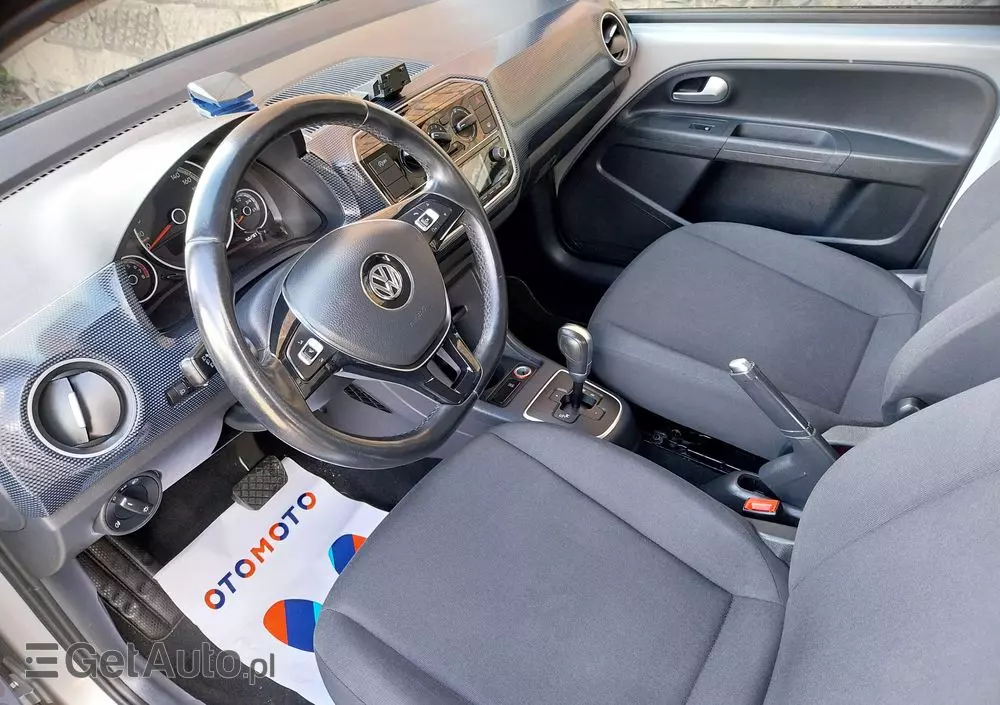 VOLKSWAGEN Up! ASG move
