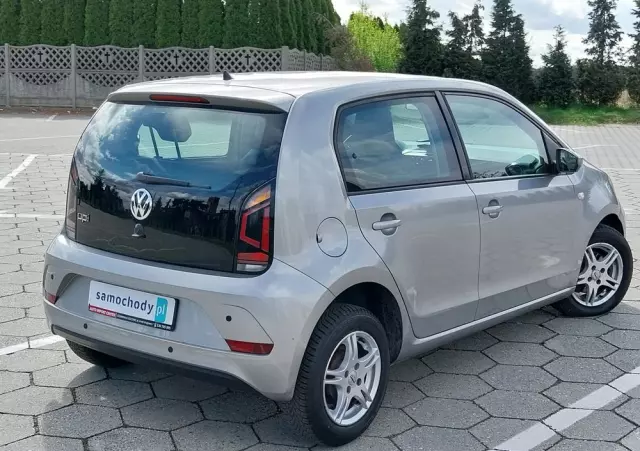 VOLKSWAGEN Up! ASG move