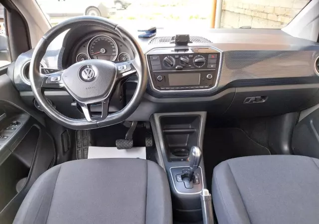 VOLKSWAGEN Up! ASG move