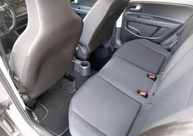 VOLKSWAGEN Up! ASG move