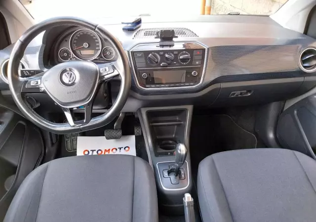 VOLKSWAGEN Up! ASG move