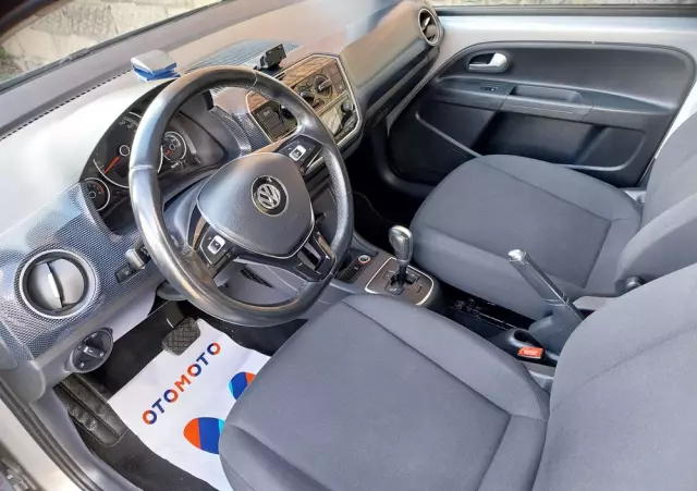 VOLKSWAGEN Up! ASG move