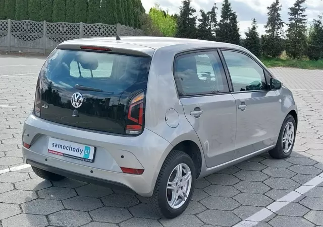 VOLKSWAGEN Up! ASG move