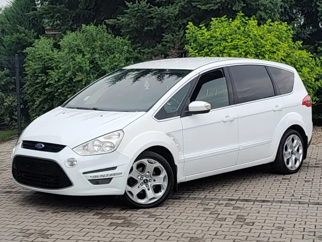 FORD S-Max Titanium