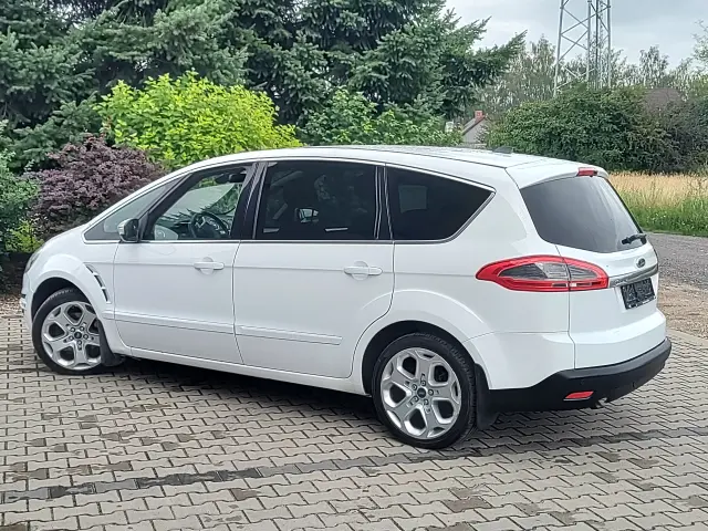 FORD S-Max Titanium