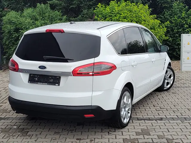 FORD S-Max Titanium