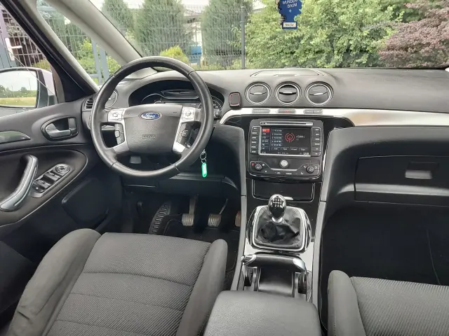 FORD S-Max Titanium