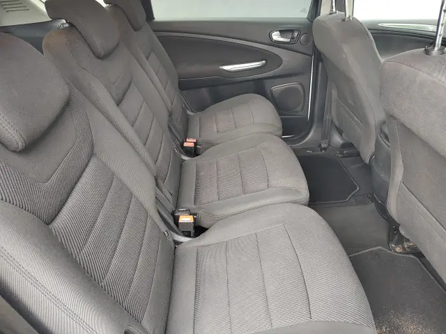 FORD S-Max Titanium