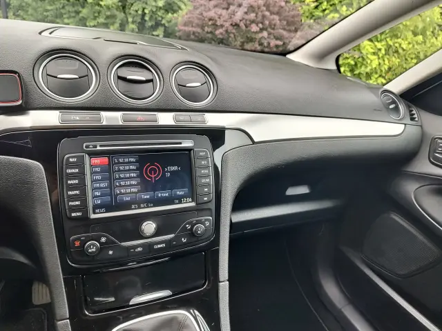 FORD S-Max Titanium