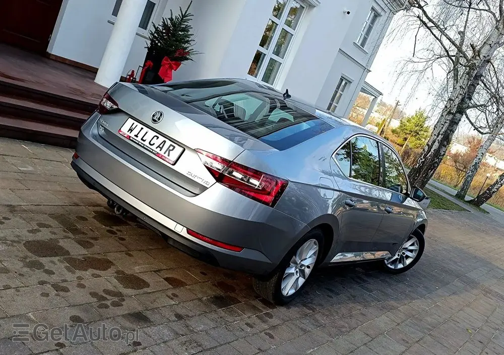 SKODA Superb 1.4 TSI ACT DSG Ambition