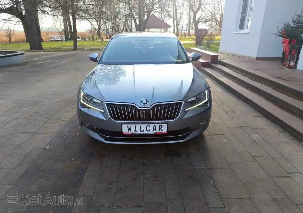 SKODA Superb 1.4 TSI ACT DSG Ambition