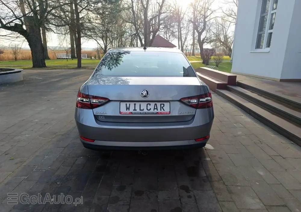 SKODA Superb 1.4 TSI ACT DSG Ambition