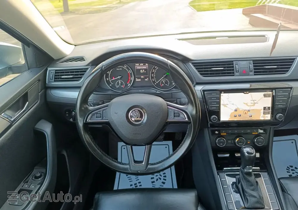 SKODA Superb 1.4 TSI ACT DSG Ambition