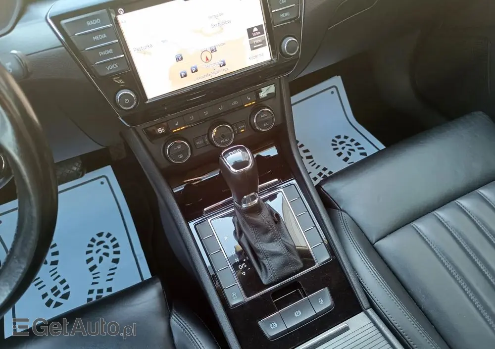 SKODA Superb 1.4 TSI ACT DSG Ambition