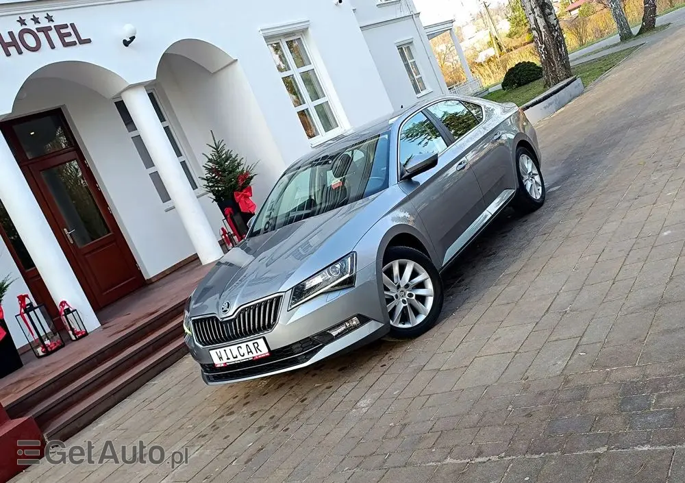 SKODA Superb 1.4 TSI ACT DSG Ambition