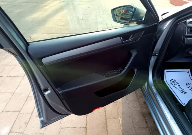 SKODA Superb 1.4 TSI ACT DSG Ambition