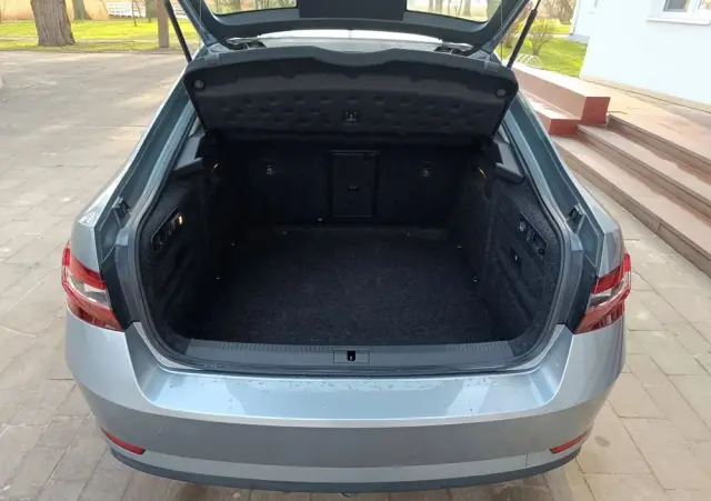 SKODA Superb 1.4 TSI ACT DSG Ambition