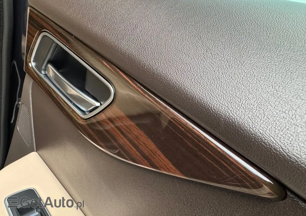 JAGUAR F-Pace 25t AWD Prestige