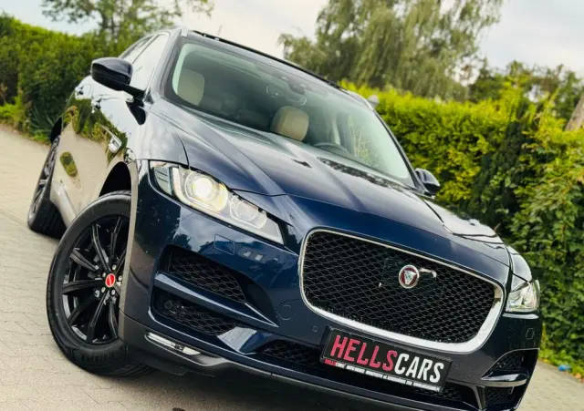JAGUAR F-Pace 25t AWD Prestige