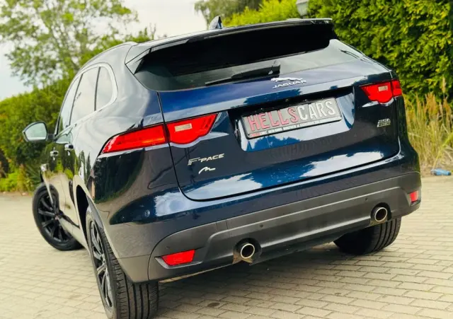 JAGUAR F-Pace 25t AWD Prestige