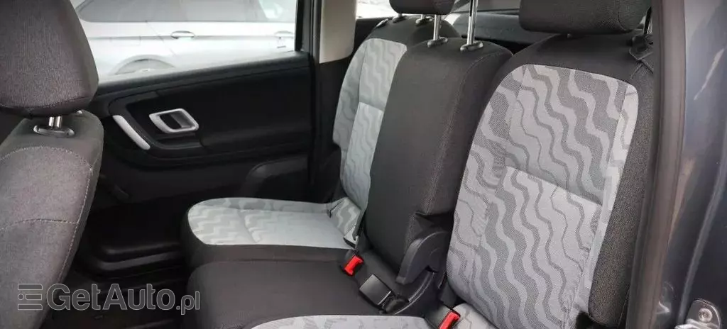 SKODA Roomster 