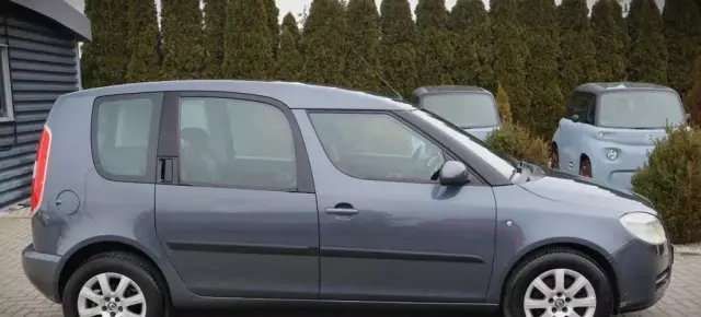 SKODA Roomster 