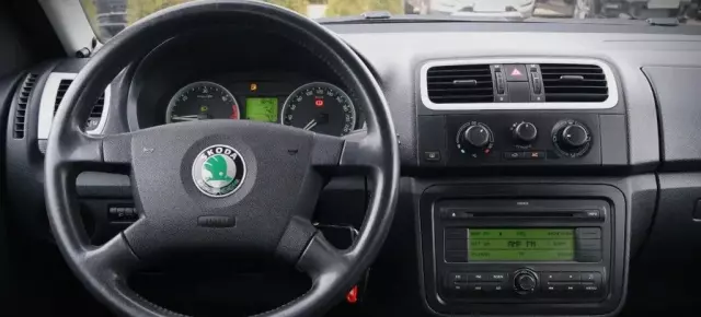 SKODA Roomster 