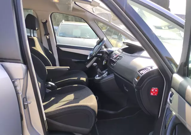 CITROËN C4 Picasso 1.8 16V Confort