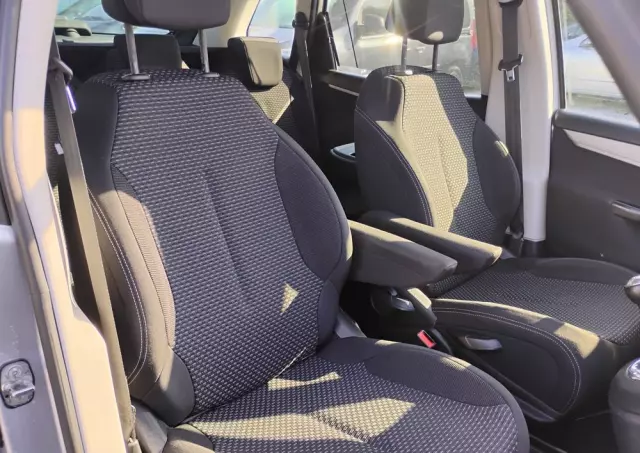 CITROËN C4 Picasso 1.8 16V Confort