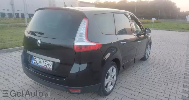 RENAULT Grand Scenic 