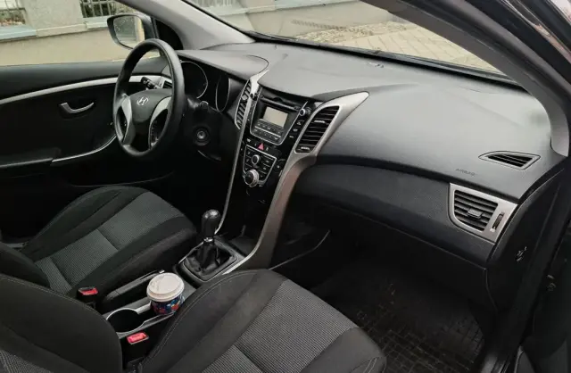 HYUNDAI I30 
