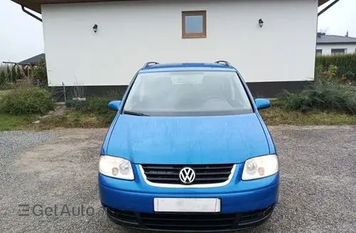 VOLKSWAGEN Touran 