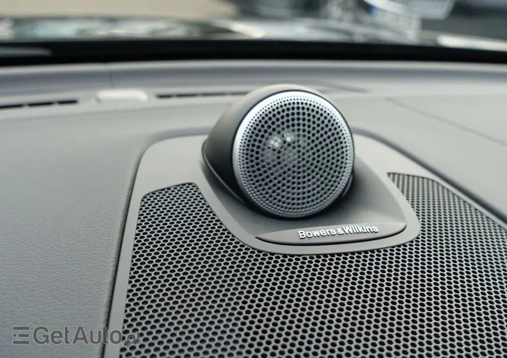 VOLVO XC 60 B5 B AWD Ultra Black Edition