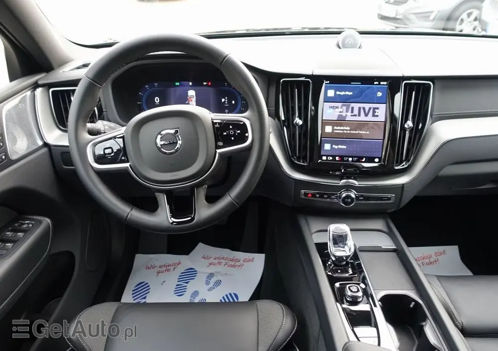 VOLVO XC 60 B5 B AWD Ultra Black Edition