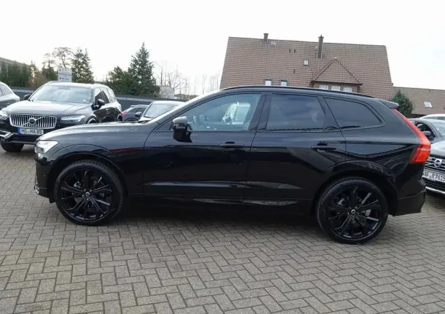 VOLVO XC 60 B5 B AWD Ultra Black Edition