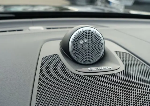 VOLVO XC 60 B5 B AWD Ultra Black Edition